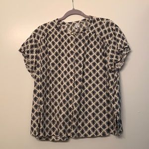 Collarless Button down